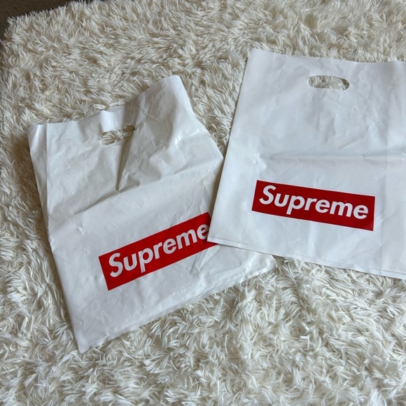 Supreme Other - Set‎ of 2 authentic Supreme bags